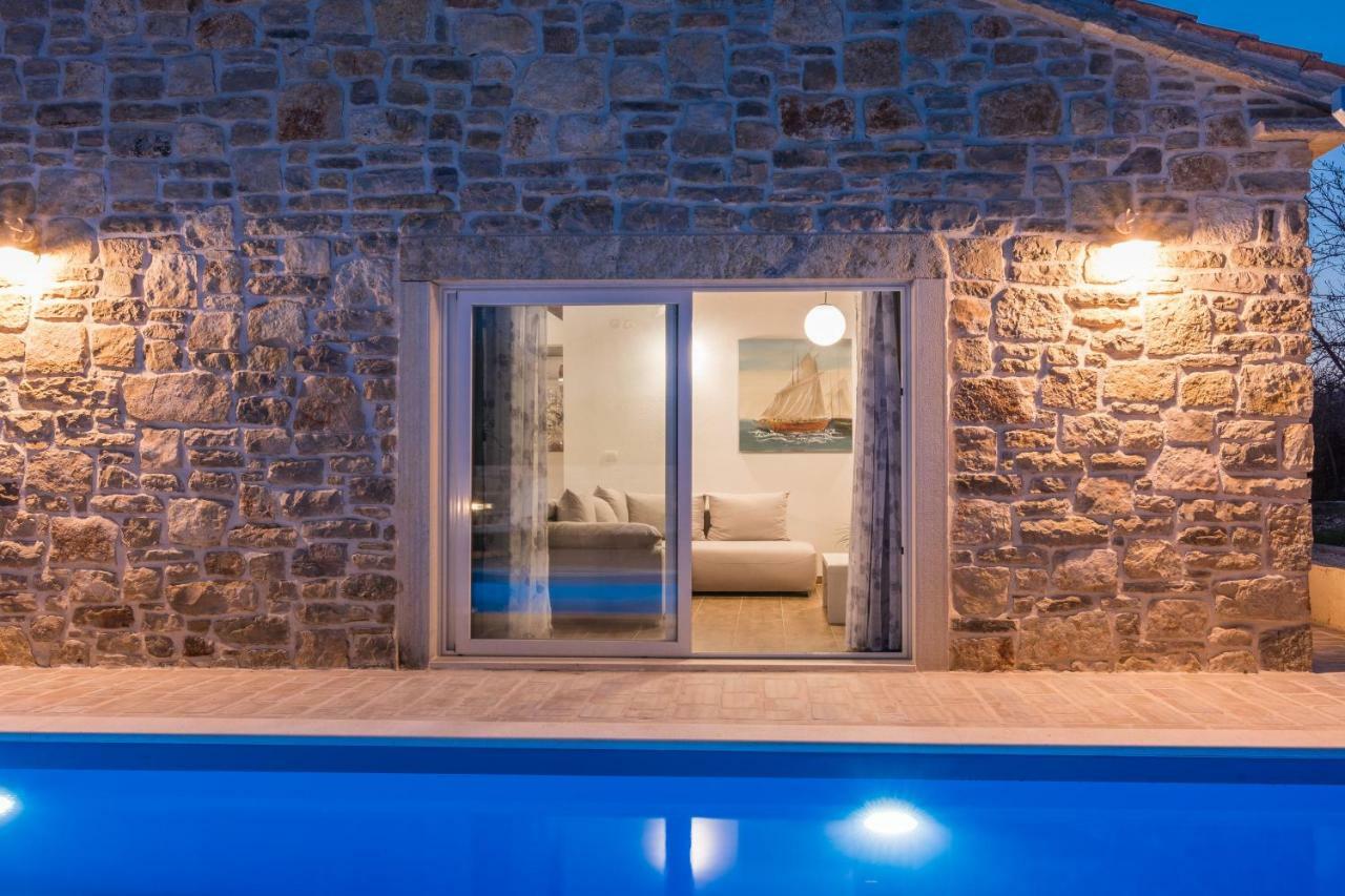 Villa Delozija Sukošan Exterior foto
