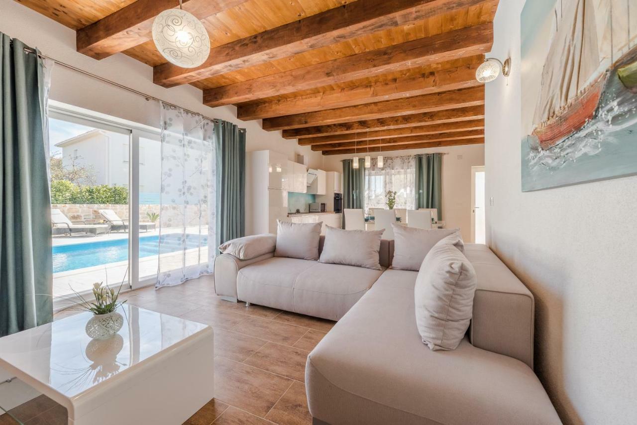 Villa Delozija Sukošan Exterior foto