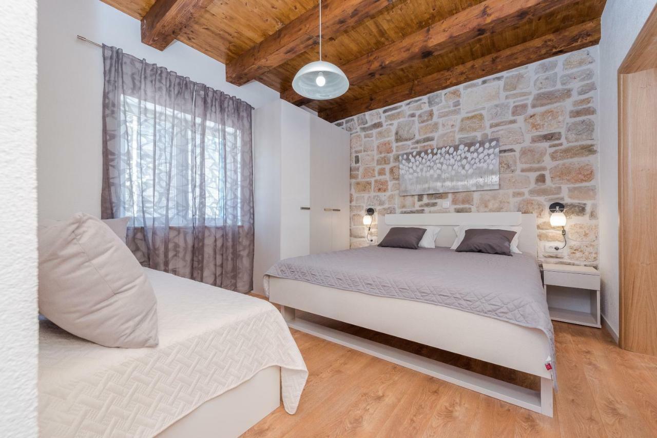 Villa Delozija Sukošan Exterior foto