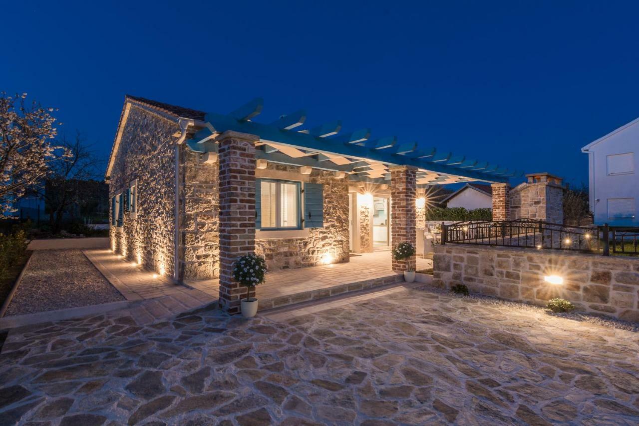 Villa Delozija Sukošan Exterior foto